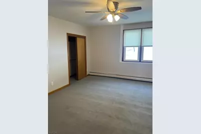 192 Market St #2, Belvidere, NJ 07823 - Photo 10