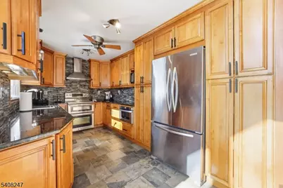 5 Flora Ave, Hopatcong, NJ 07874 - Photo 20