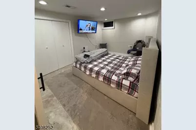 71 Wingra Ave, Rutherford, NJ 07070 - Photo 14