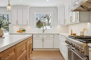 23 Reeve Circle, Millburn, NJ 07041 - Photo 10