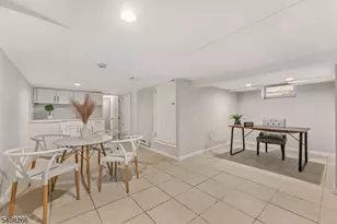 526 Jackson Ave, Elizabeth, NJ 07201 - Photo 22