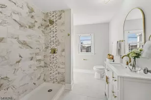 526 Jackson Ave, Elizabeth, NJ 07201 - Photo 8