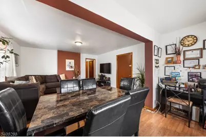 526 Jackson Ave, Elizabeth, NJ 07201 - Photo 14