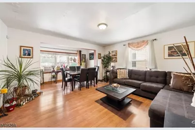 526 Jackson Ave, Elizabeth, NJ 07201 - Photo 12