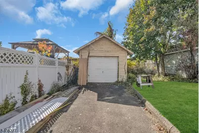 346 Florence Ave, Hillside, NJ 07205 - Photo 20