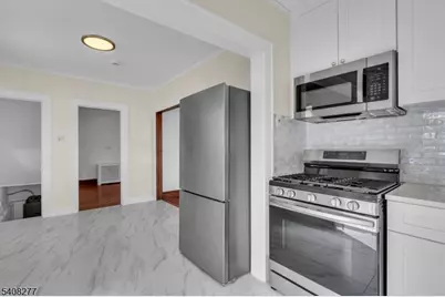 346 Florence Ave, Hillside, NJ 07205 - Photo 10