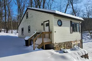 18 Mountainside Dr, Vernon, NJ 07461 - Photo 1