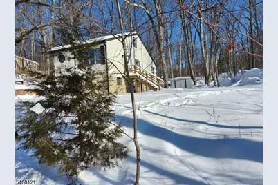 18 Mountainside Dr, Vernon, NJ 07461 - Photo 2