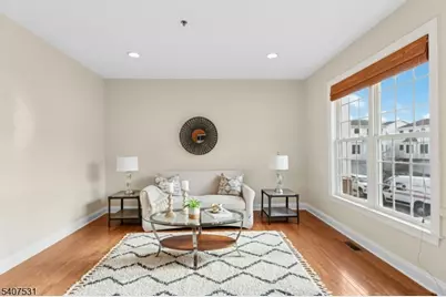 615 Maple Ct #615, Garwood, NJ 07027 - Photo 10