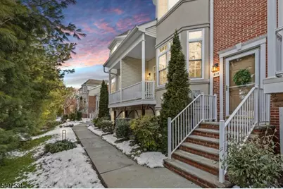 615 Maple Ct #615, Garwood, NJ 07027 - Photo 1