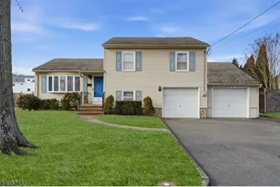 14 Pembrook Dr, Kenilworth, NJ 07033 - Photo 1