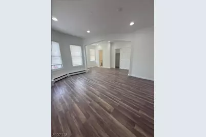 20 N 18th St, East Orange, NJ 07017 - Photo 4