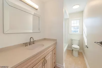 9 Dixon Pl, East Hanover Township, NJ 07936 - Photo 12