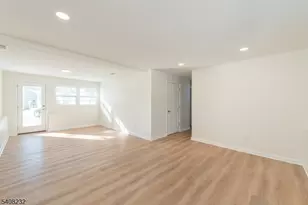 9 Dixon Pl, East Hanover Township, NJ 07936 - Photo 28