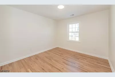 9 Dixon Pl, East Hanover Township, NJ 07936 - Photo 16