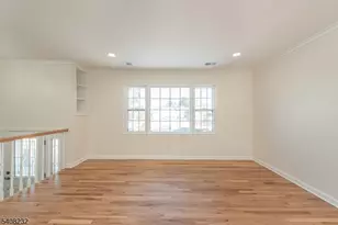 9 Dixon Pl, East Hanover Township, NJ 07936 - Photo 8