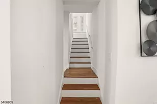 71 Oakland Terrace, Newark, NJ 07106 - Photo 6