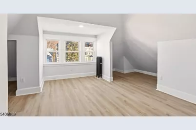 71 Oakland Ter, Newark, NJ 07106 - Photo 26