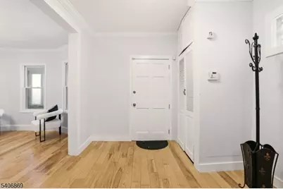 71 Oakland Ter, Newark, NJ 07106 - Photo 4