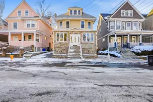 71 Oakland Terrace, Newark, NJ 07106 - Photo 2