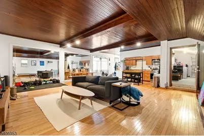 9 Prospect Ter, Ch, Montclair, NJ 07042 - Photo 2