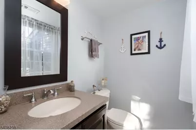 71 Avebury Pl, Franklin Township, NJ 08873 - Photo 10