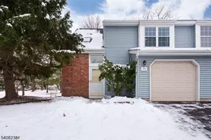 71 Avebury Pl, Franklin Township, NJ 08873 - Photo 1