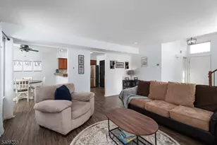 71 Avebury Pl, Franklin Township, NJ 08873 - Photo 6