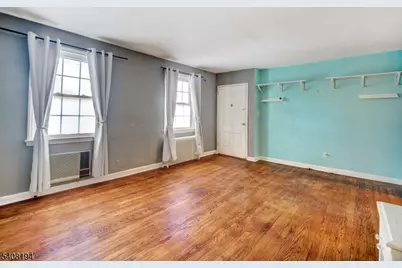 251C Elmwood Ave #C, Maplewood, NJ 07040 - Photo 4