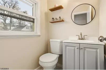 204 Pine St, Roselle, NJ 07203 - Photo 26