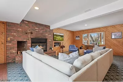 68 E Sherbrooke Pkwy, Livingston, NJ 07039 - Photo 4