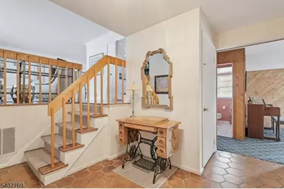 68 E Sherbrooke Pkwy, Livingston, NJ 07039 - Photo 2