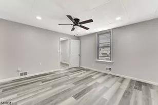 601 Ridgeway Ave, Old Bridge Township, NJ 08879 - Photo 22