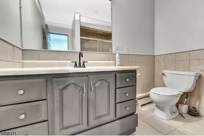 601 Ridgeway Ave, Old Bridge Township, NJ 08879 - Photo 26