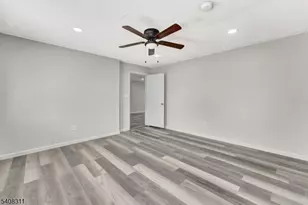 601 Ridgeway Ave, Old Bridge Township, NJ 08879 - Photo 16