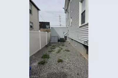 211 W Saint Georges Ave, Linden, NJ 07036 - Photo 12