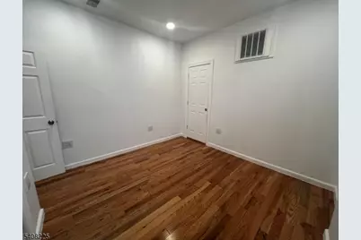 3 Montclair Ave, Paterson, NJ 07503 - Photo 10