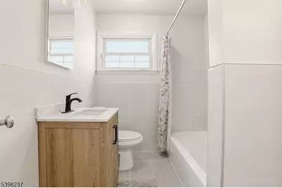 24 Frederick Ave, Woodbridge Township, NJ 07067 - Photo 22