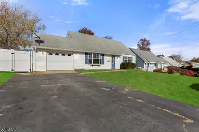 24 Frederick Ave, Woodbridge Township, NJ 07067 - Photo 2