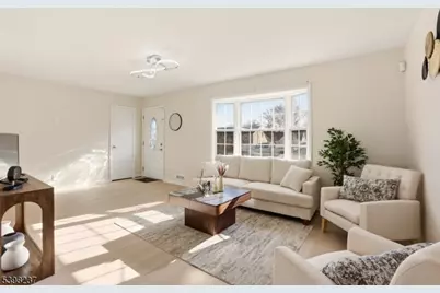 24 Frederick Ave, Woodbridge Township, NJ 07067 - Photo 8