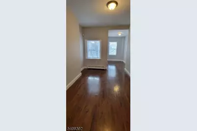 110 Peabody Pl, Newark, NJ 07104 - Photo 4