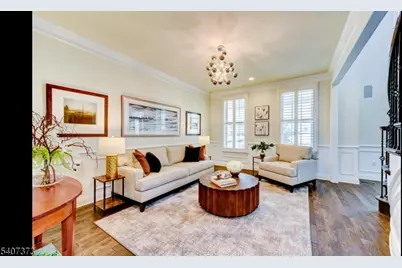 19 Donna Dr, Raritan Township, NJ 08822 - Photo 14