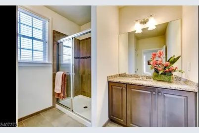 19 Donna Dr, Raritan Township, NJ 08822 - Photo 28