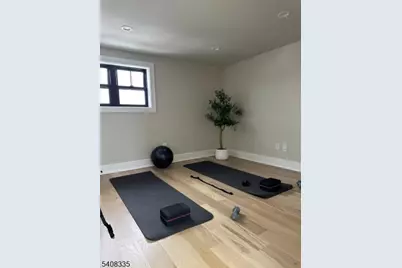 27 Willow St #A, Millburn, NJ 07041 - Photo 32