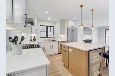 27 Willow St #A, Millburn, NJ 07041 - Photo 6