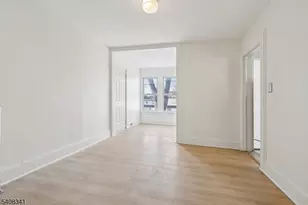 66 N Washington Ave, Bergenfield, NJ 07621 - Photo 12