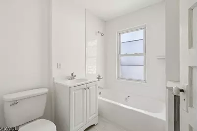 66 N Washington Ave #1, Bergenfield, NJ 07621 - Photo 20