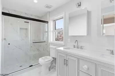 387 Broughton Ave, Bloomfield, NJ 07003 - Photo 6