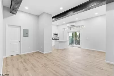 387 Broughton Ave, Bloomfield, NJ 07003 - Photo 20