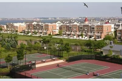 30 Freedomway #406, Jersey City, NJ 07305 - Photo 20